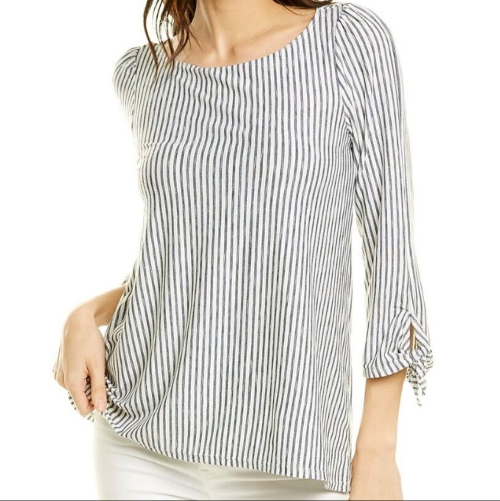 MAX STUDIO: 3/4 Sleeve Navy & White Striped Top